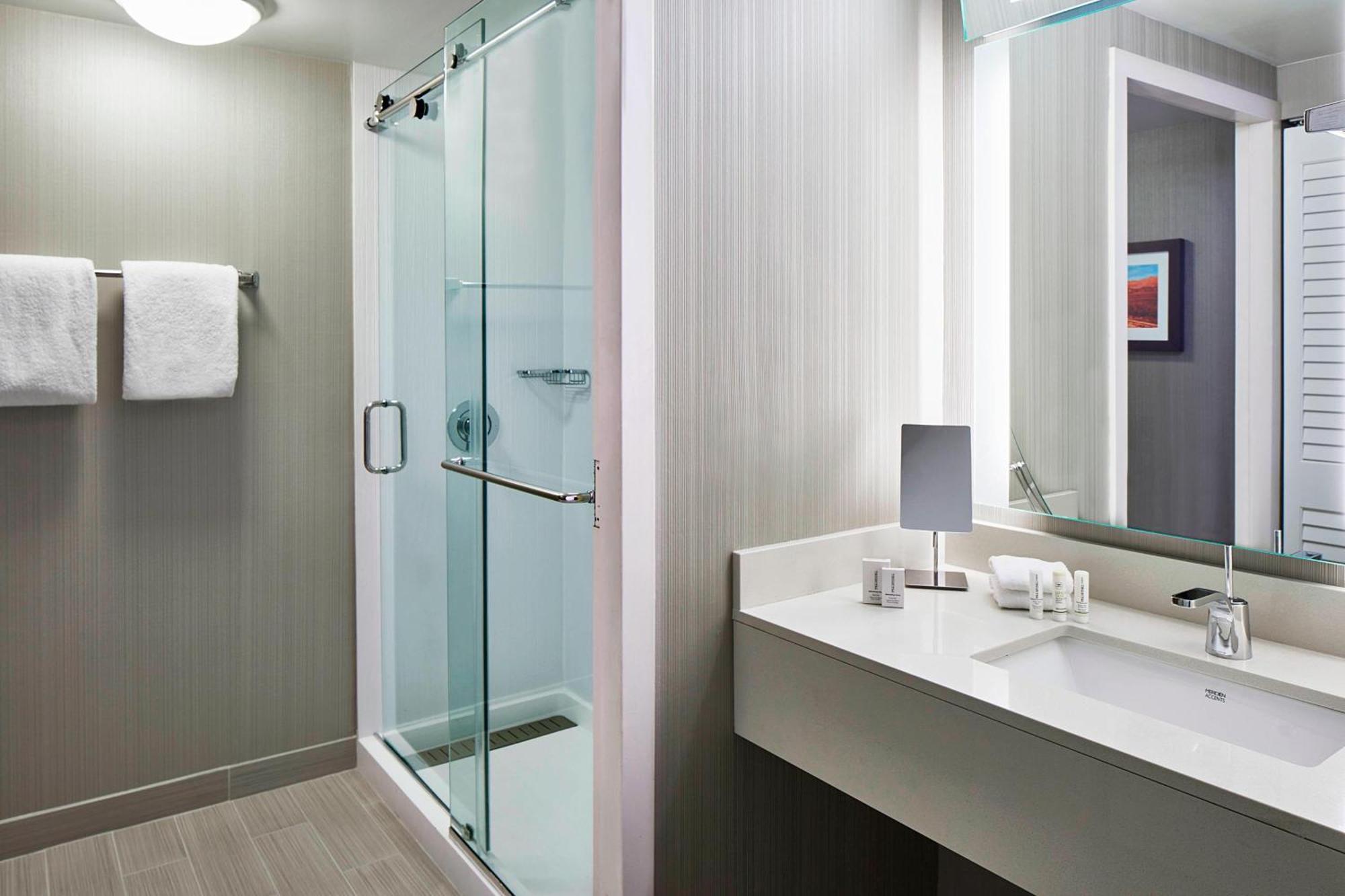 Courtyard Downtown / Convention Center 3* Portland